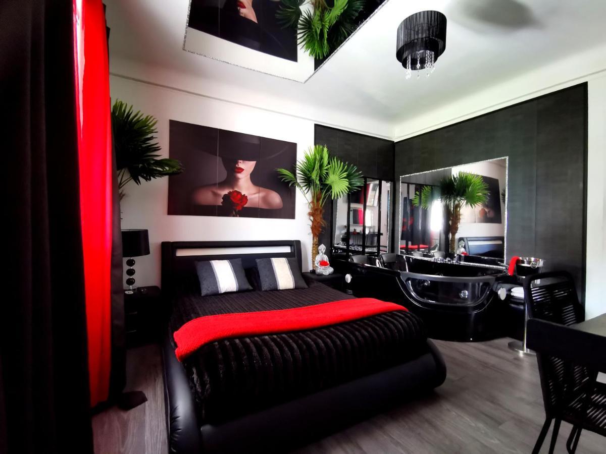 The White Home Broadway Love Room Châteauroux Exteriör bild